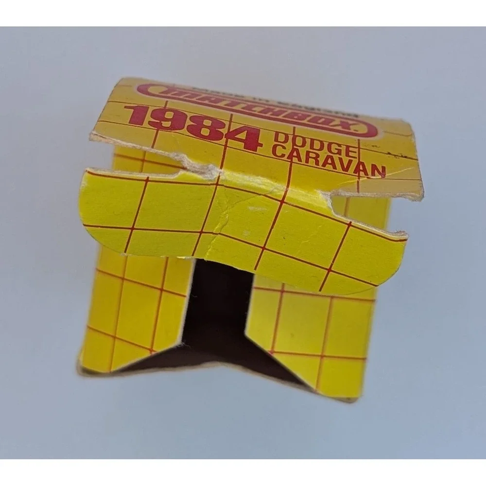 Matchbox 1984 Dodge Caravan Burgundy Diecast Car Made in England Original Box